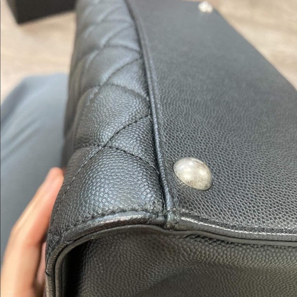 Chanel Caviar crossbody bag - Picture 14 of 14